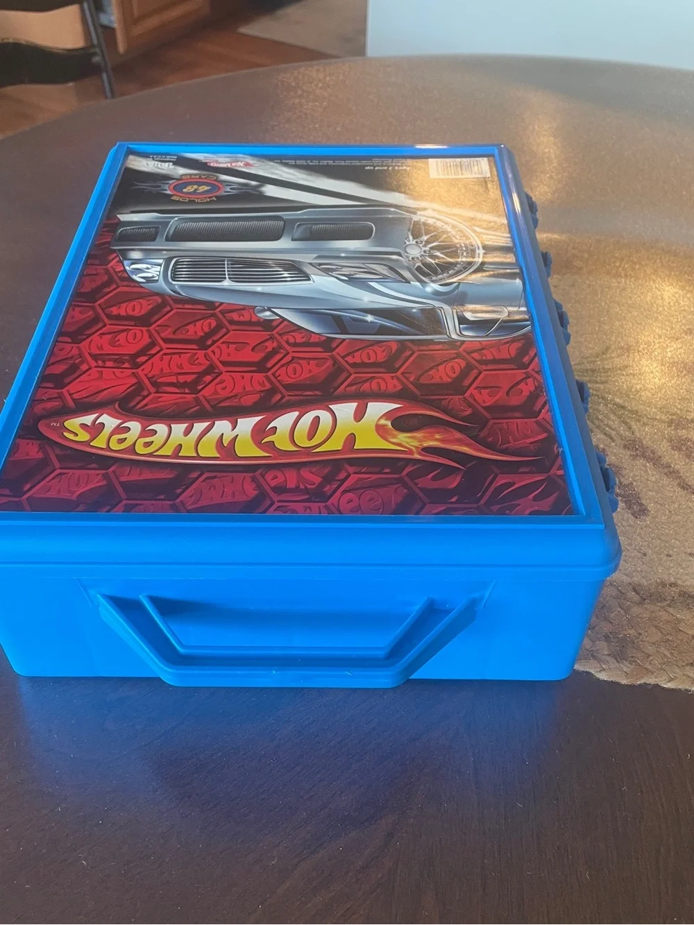 Hot Wheels 2005 48 Car Carrying Case Made In USA + 48 die cast cars & trucks